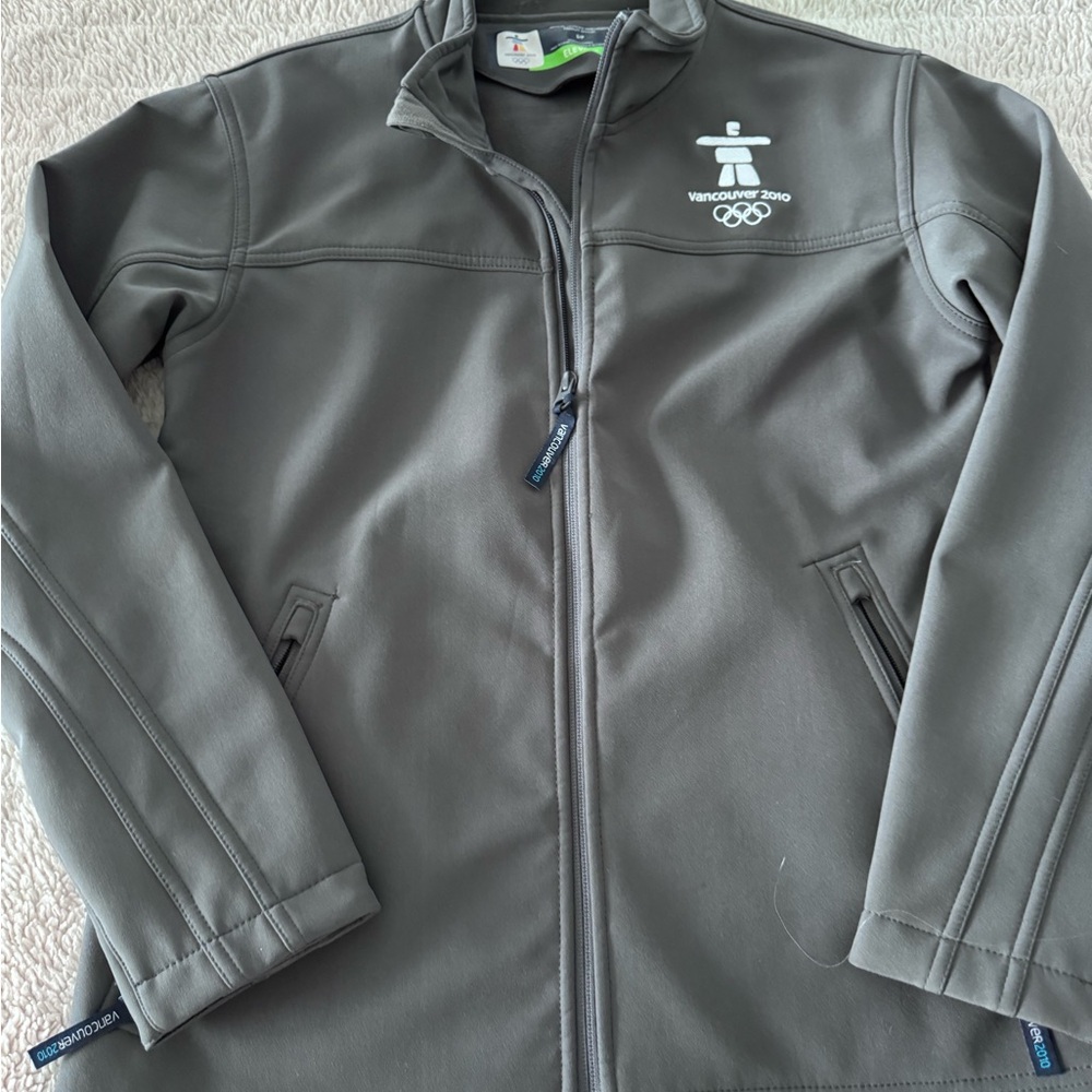 Vancouver 2010 Men's Gray Jacket